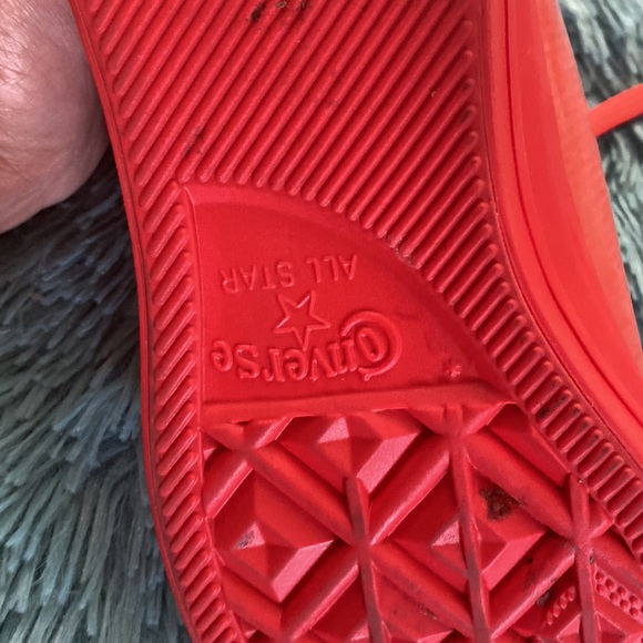 Converse - Picture 8 of 9